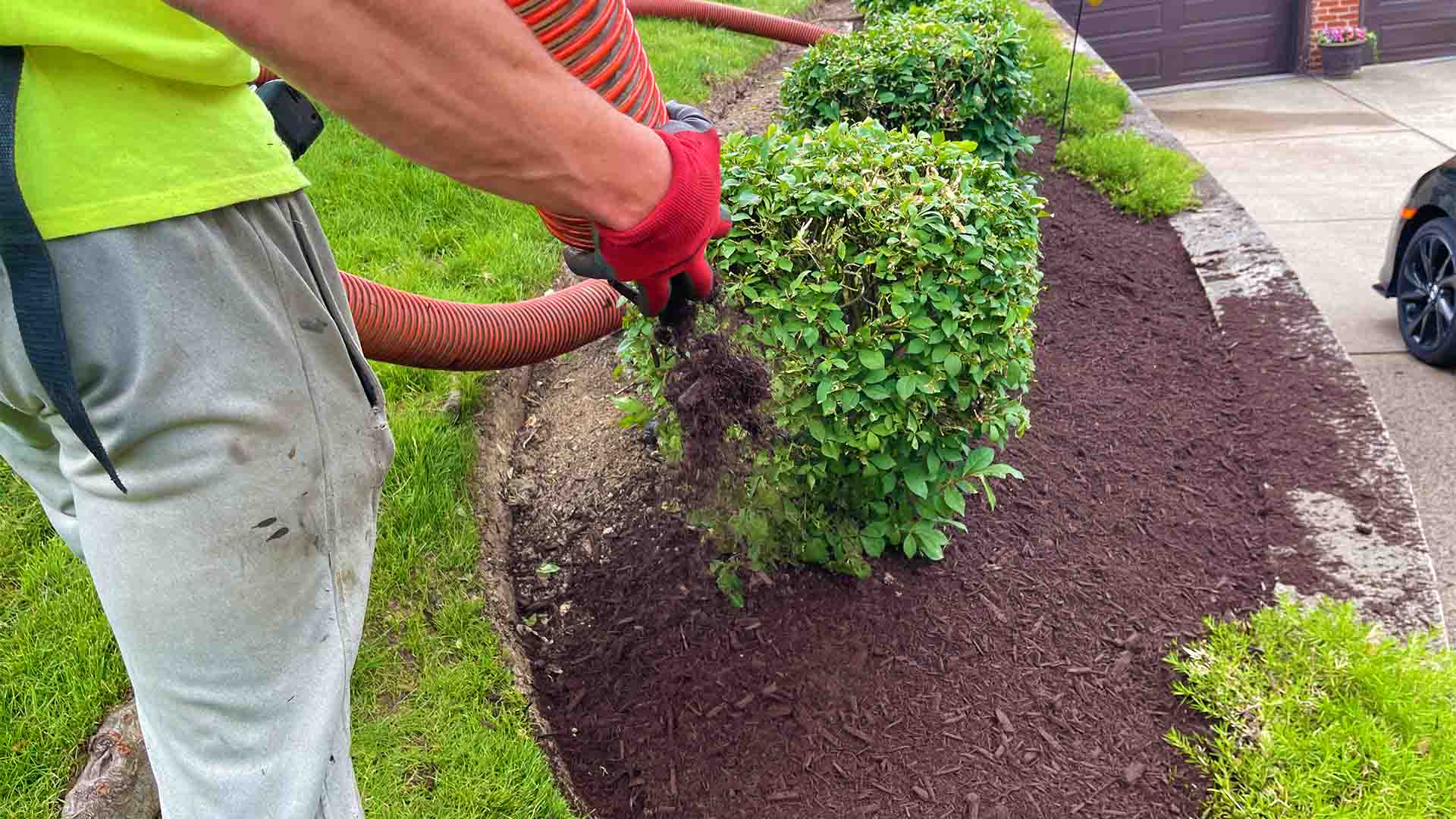 Mulch Blowing & Edging Services Free Estimate
